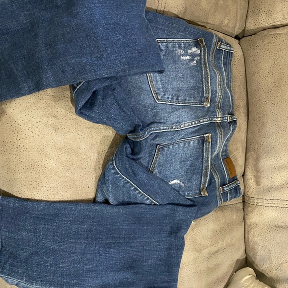 Judy Blue Women's Distressed Blue Cropped Jeans - Picture 3 of 4